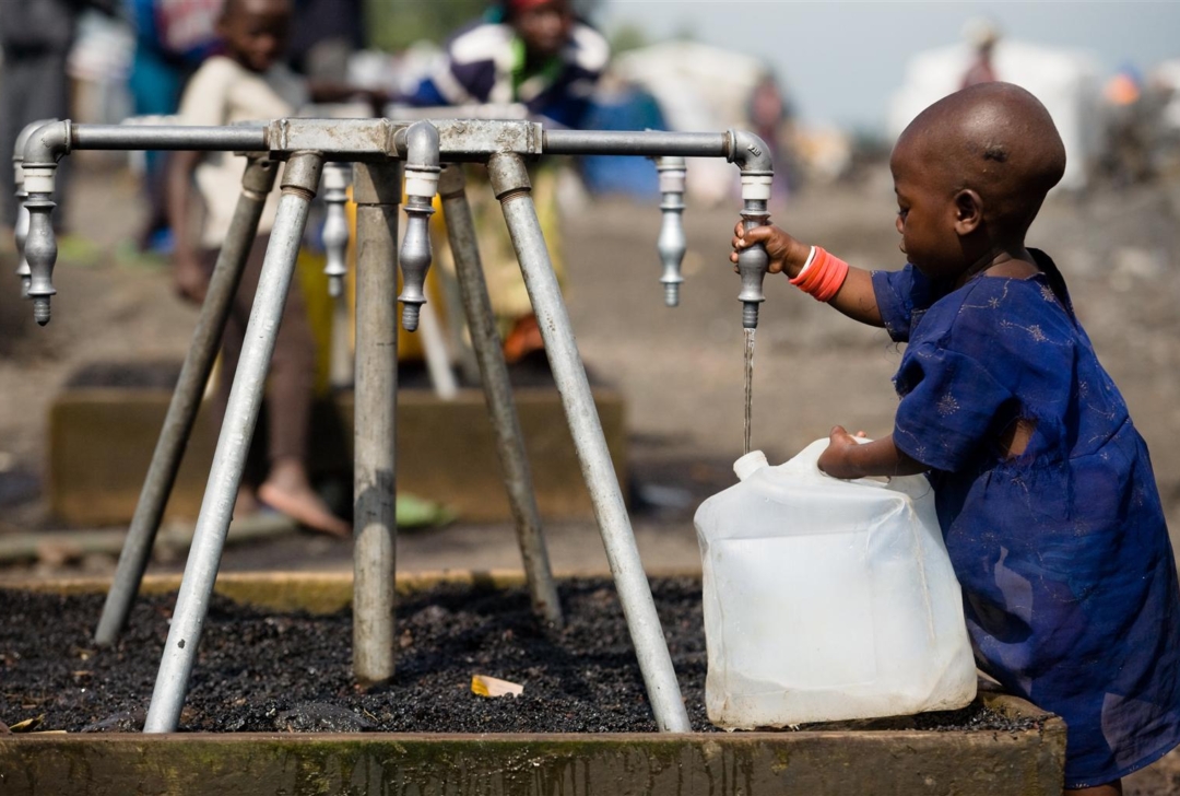 Agua potable, saneamiento e higiene para erradicar el cólera en zonas rurales de la República Democrática del Congo