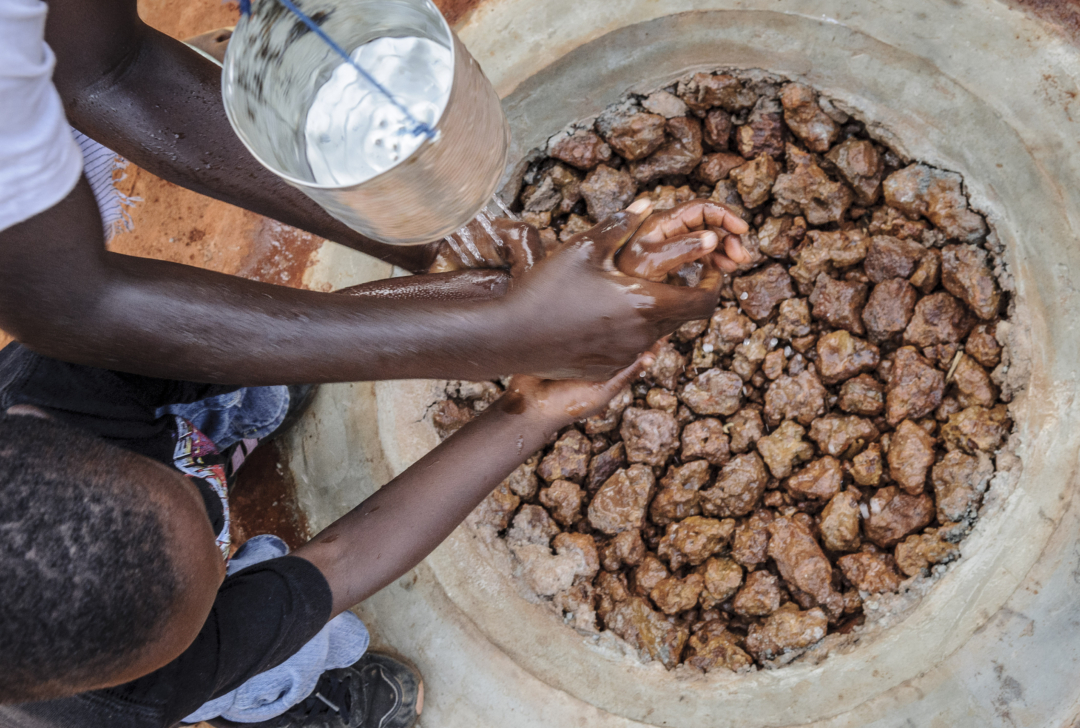 Mejora del agua, saneamiento e higiene en escuelas de Guinea-Bissau