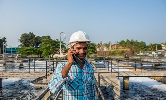 Teléfonos en pos del agua