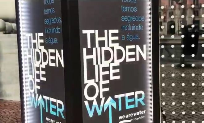 The hidden life of water does appear in the photo
