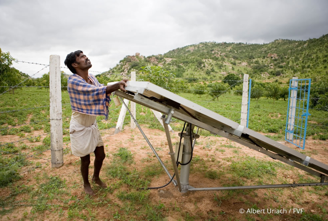 Instalación de nuevos sistemas de fotoirrigación en Andhra Pradesh, India