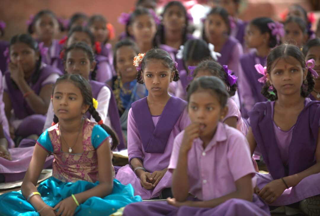 Acceso mejorado al agua y saneamiento, y fortalecimiento de la higiene en escuelas de Dewas